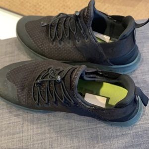 Nike slip on running sneakers